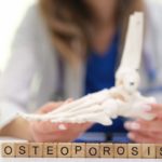 Trápi vás osteoporóza? Prečo vápnik z lekárne kosti nelieči? 1 Trápi vás osteoporóza. Prečo vápnik z lekárne kosti nelieči?