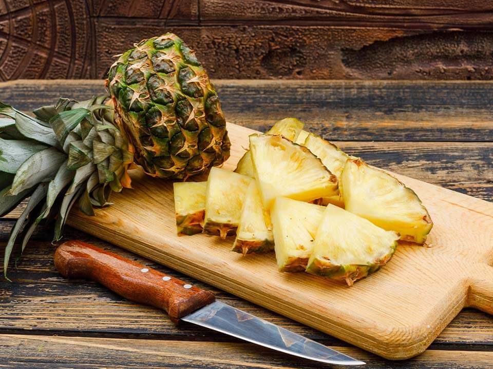 Ako bromelaín pomáha telu uvoľniť opuch